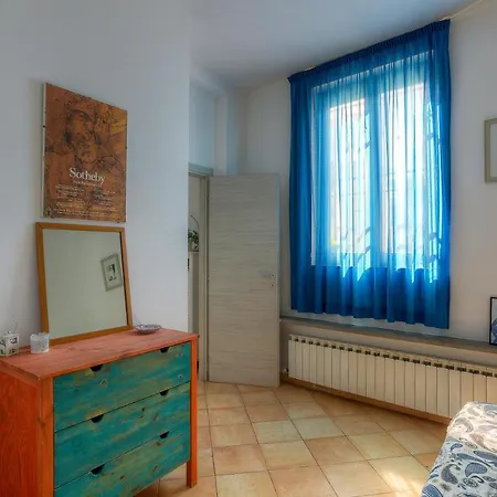 Apartment La Cupolina Blu Peretola
